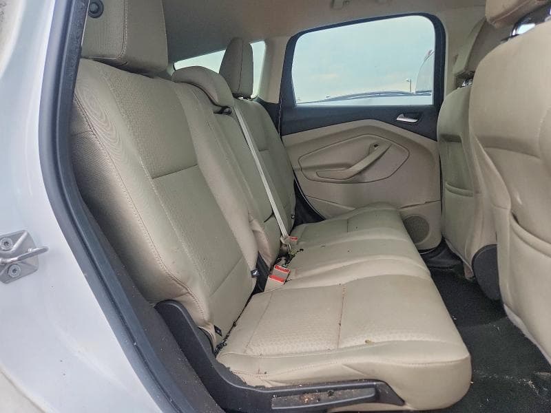 2017 FORD ESCAPE SE 11