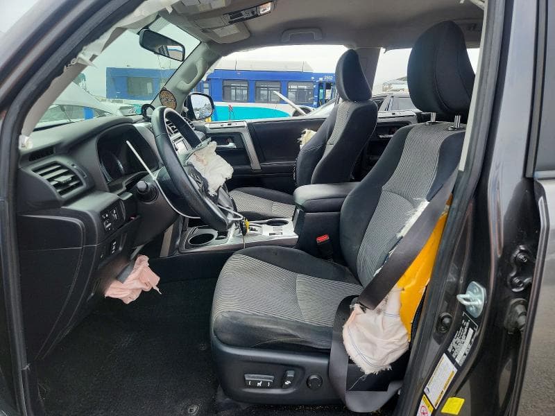 2017 TOYOTA 4RUNNER SR5 7