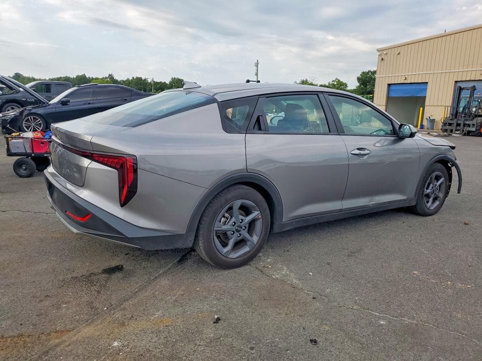2026 KIA K4 LXS 3