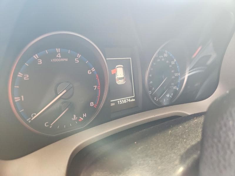 2017 TOYOTA RAV4 LE 9
