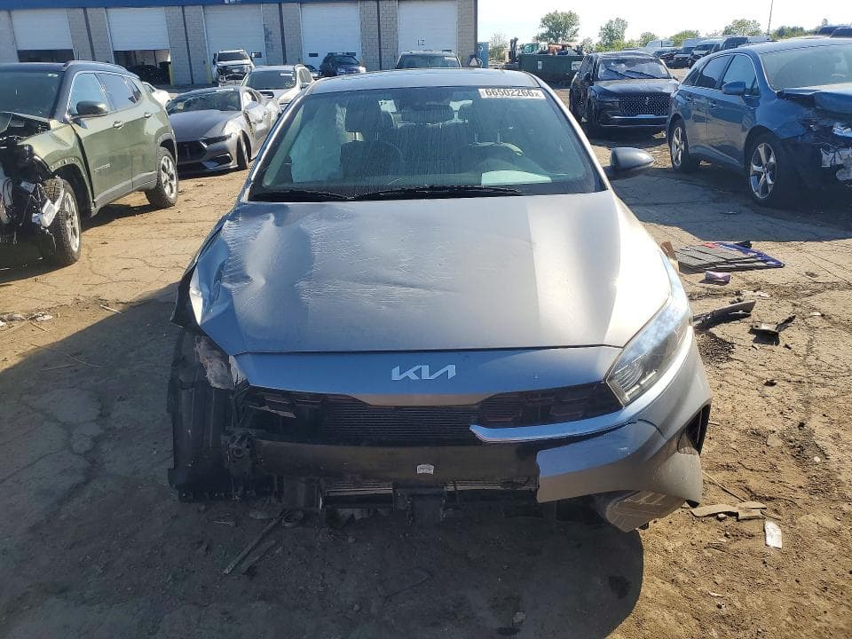 2022 KIA FORTE GT LINE 5