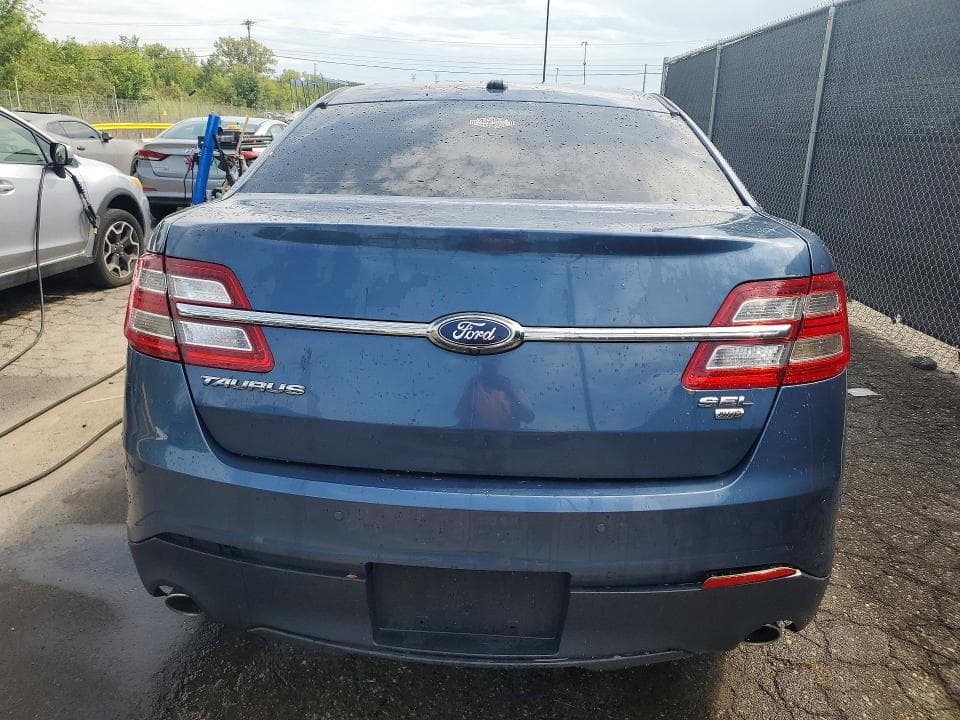 2018 FORD TAURUS SEL 6