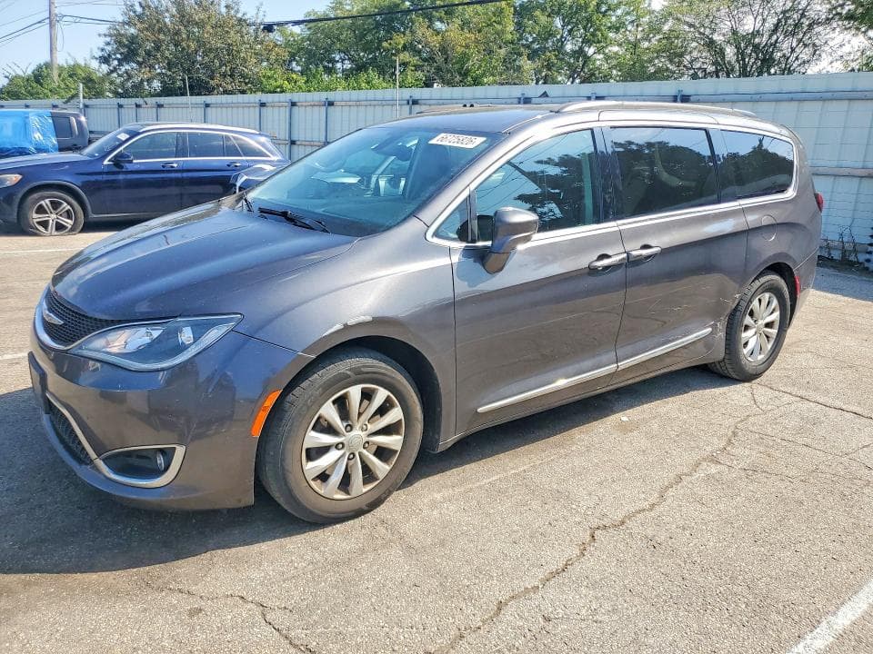 2017 CHRYSLER PACIFICA TOURING L - 1