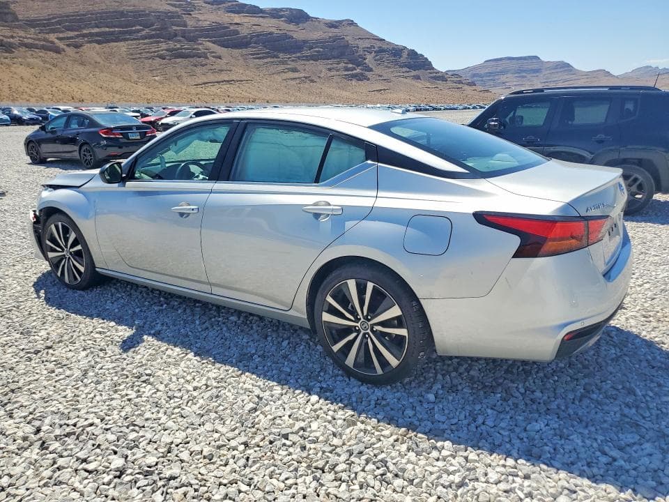 2021 NISSAN ALTIMA SR 2