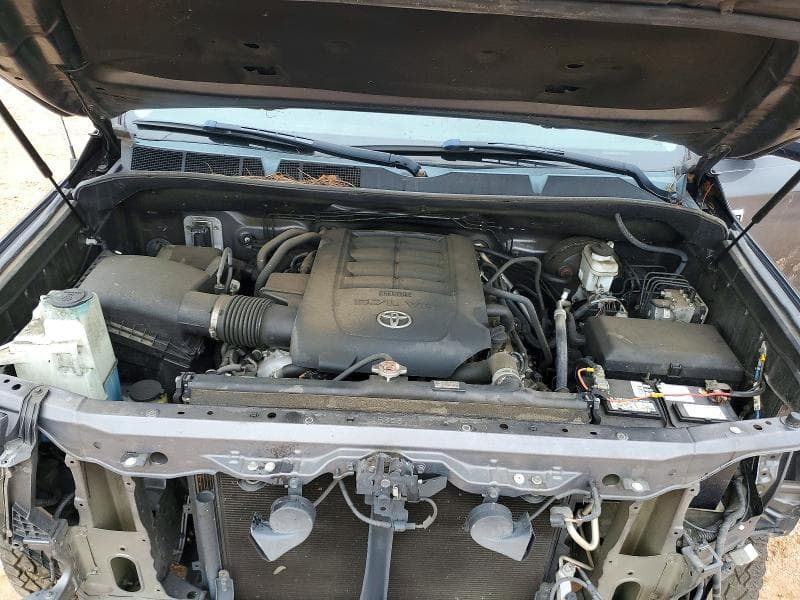 2019 TOYOTA TUNDRA CREWMAX SR5 11