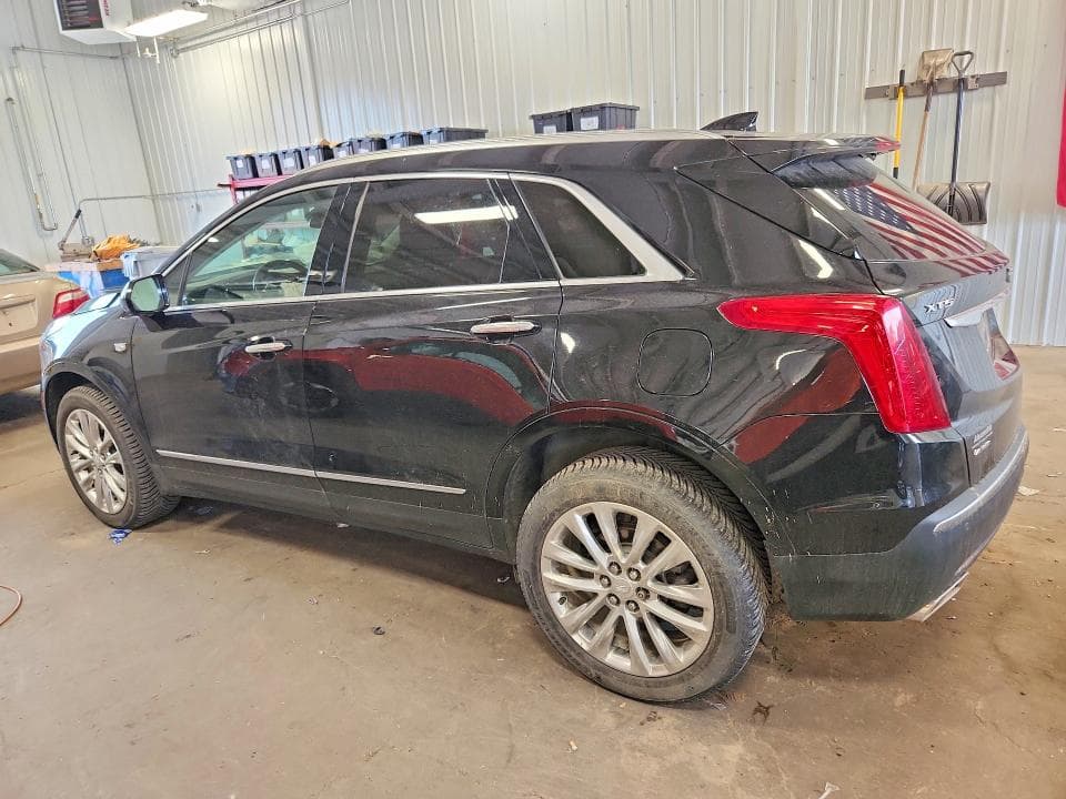 2019 CADILLAC XT5 LUXURY 2