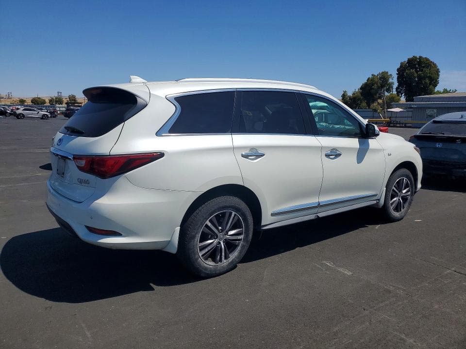 2018 INFINITI QX60 PURE 3