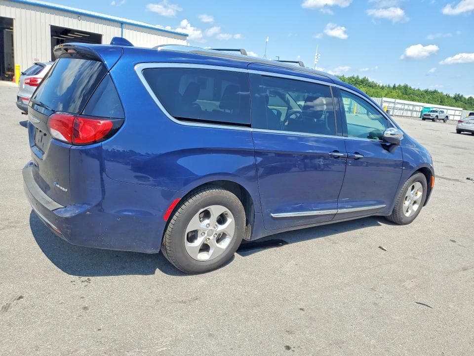 2018 CHRYSLER PACIFICA HYBRID LIMI 3