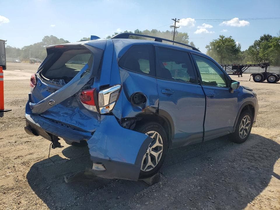 2020 SUBARU FORESTER PREMIUM 3