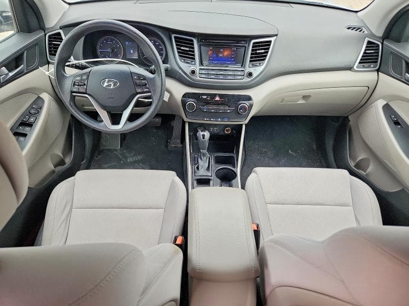 2017 HYUNDAI TUCSON SE 8