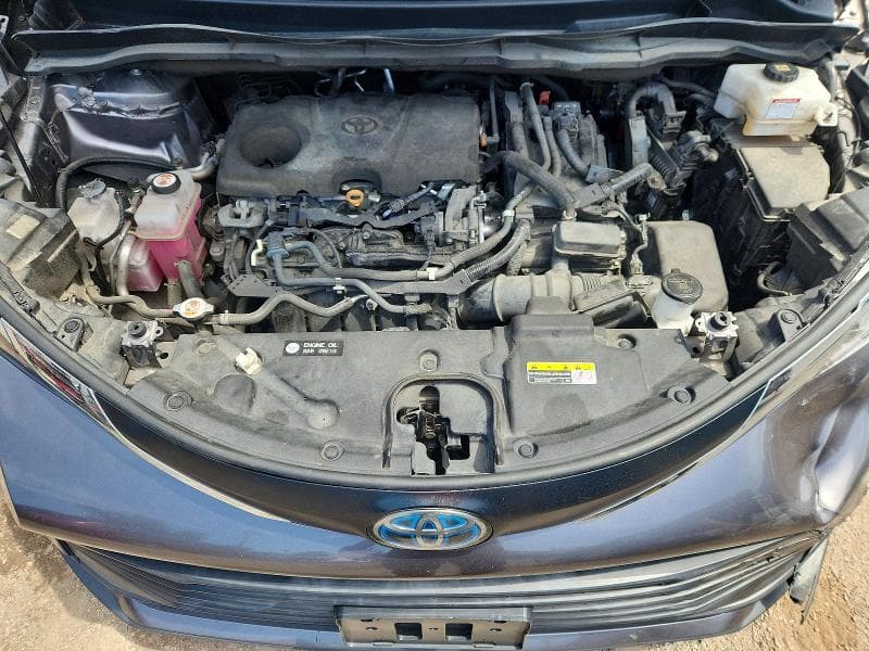 2021 TOYOTA SIENNA LE 12