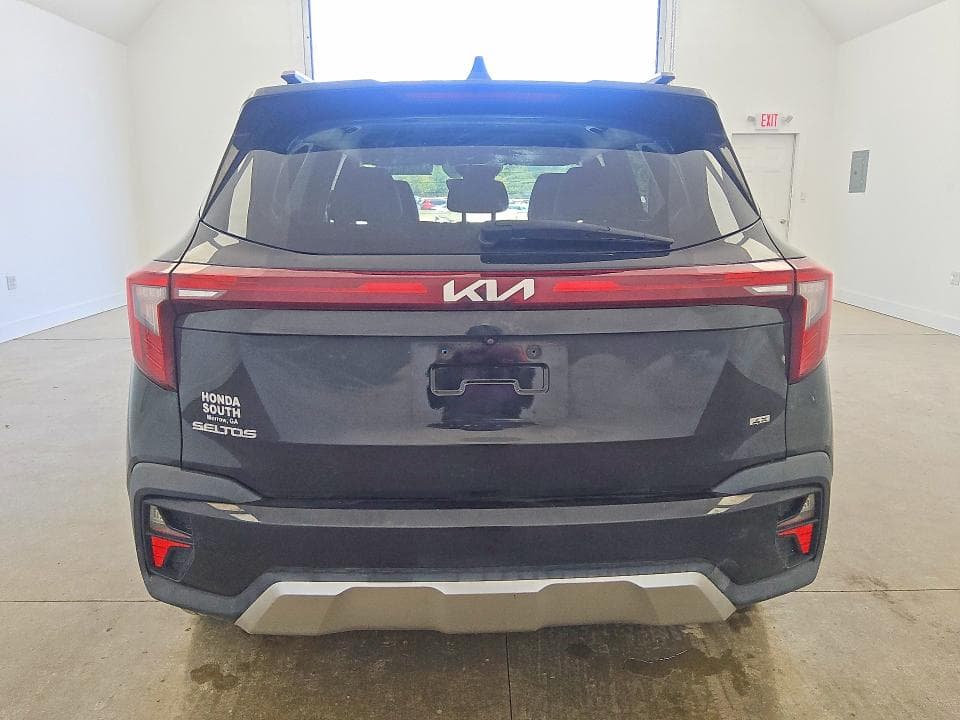 2024 KIA SELTOS S 6