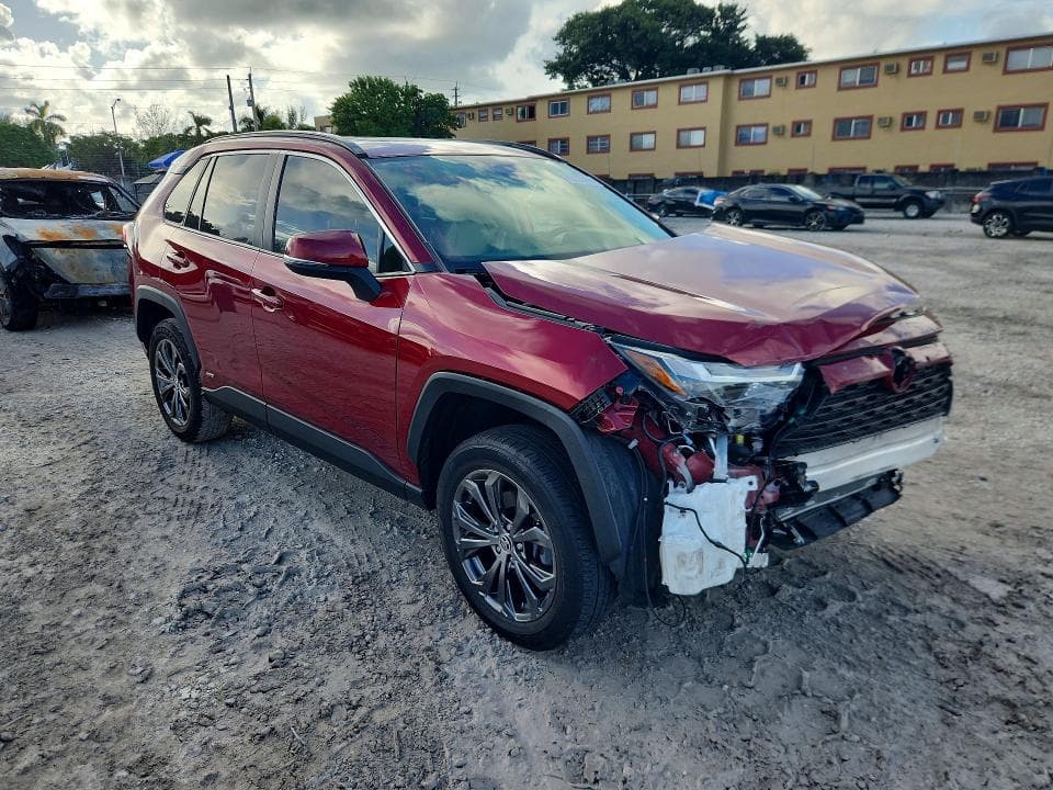 2023 TOYOTA RAV4 XLE PREMIUM 4