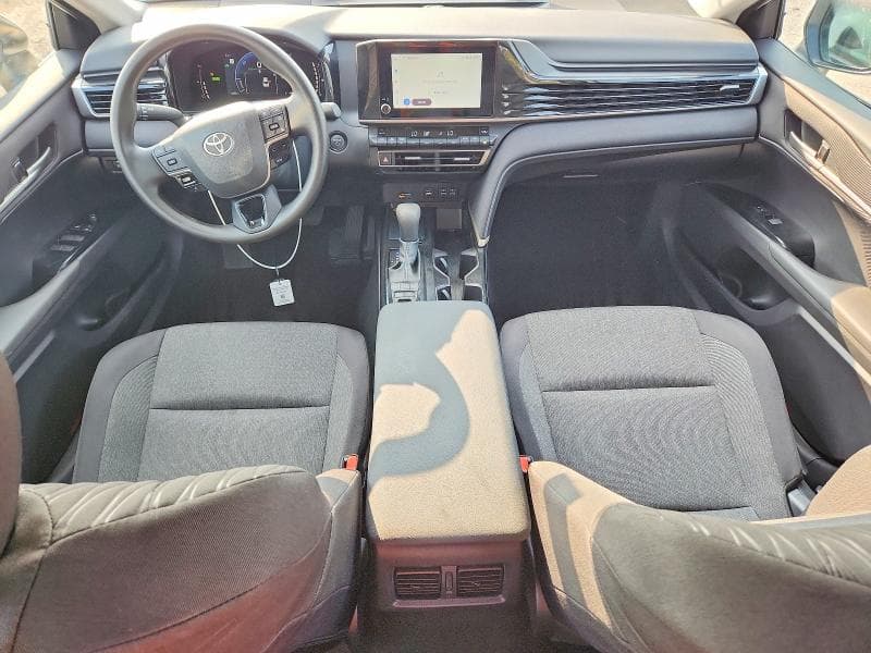 2026 TOYOTA CAMRY LE 8