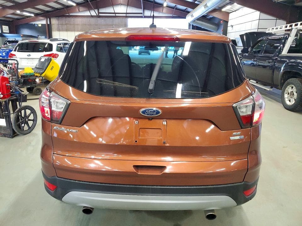 2017 FORD ESCAPE SE 6