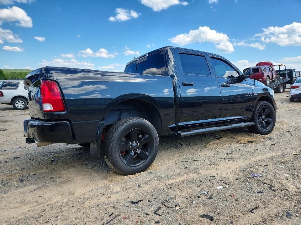 2018 RAM 1500 SLT 3