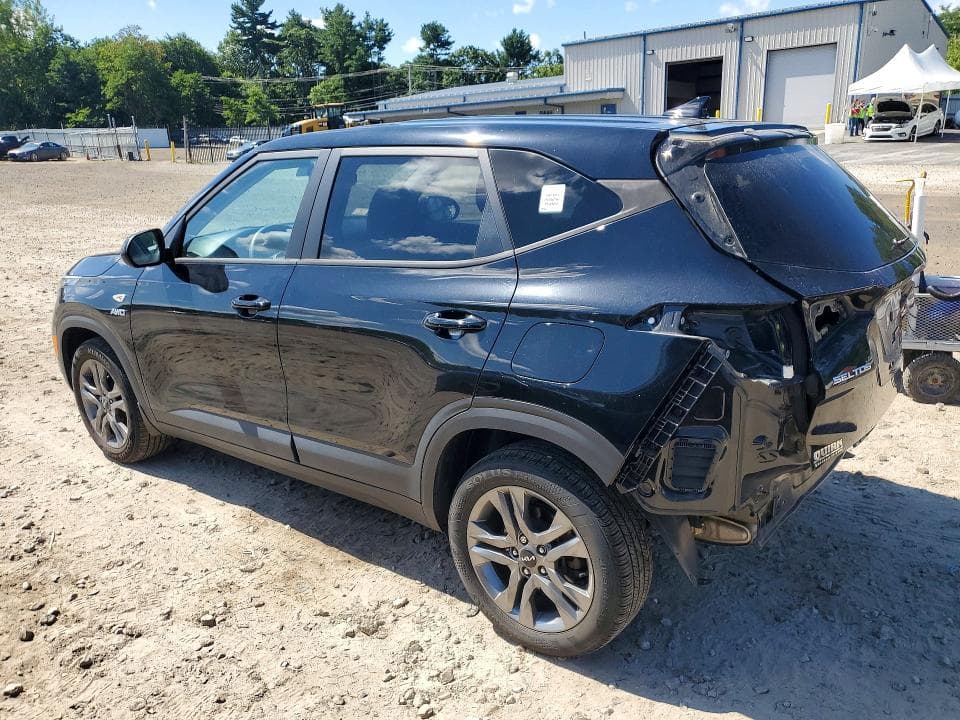 2023 KIA SELTOS LX 2