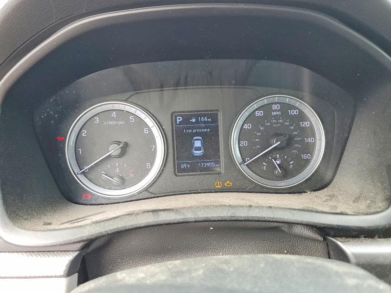 2018 HYUNDAI SONATA SE 9