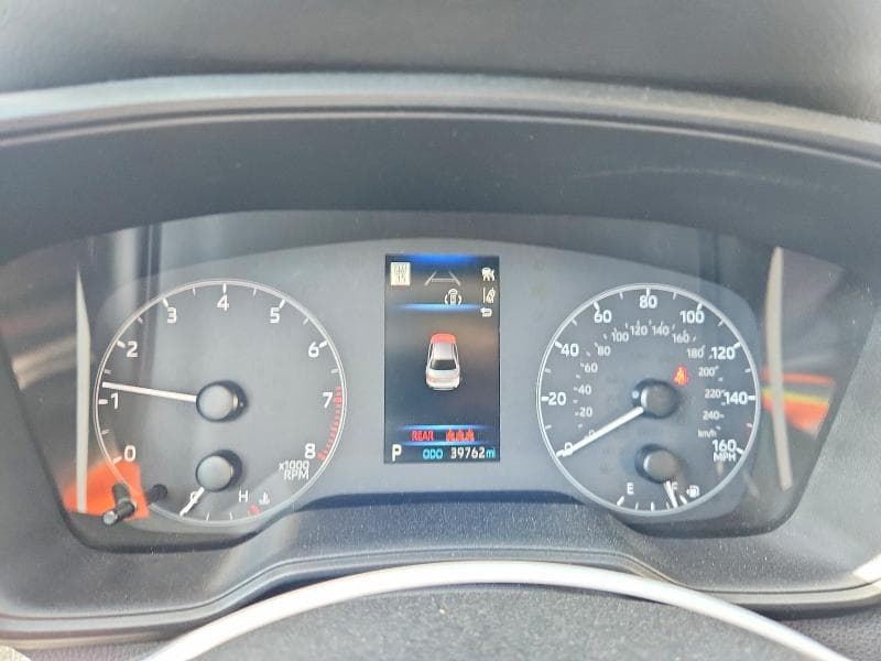 2024 TOYOTA COROLLA LE 9
