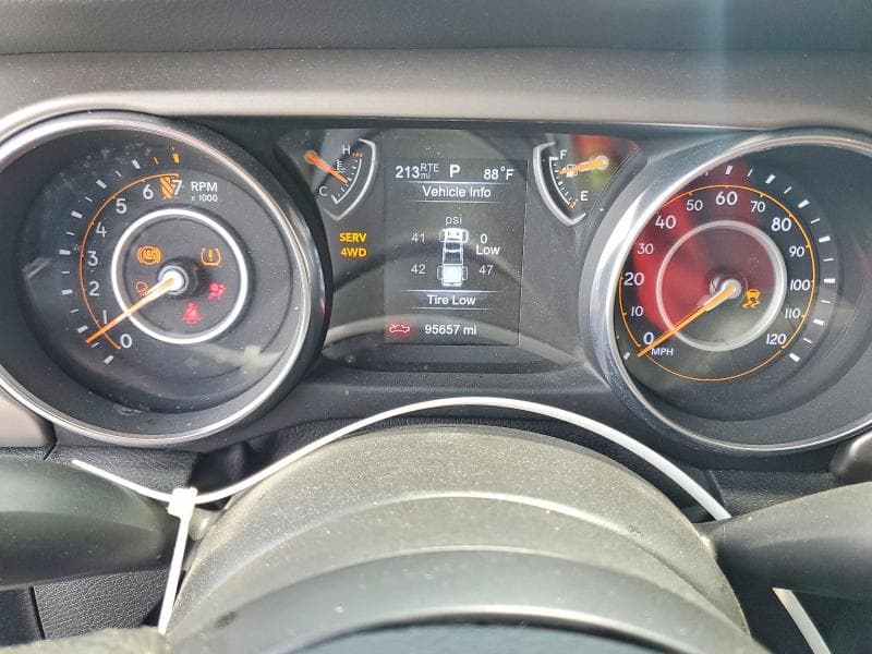 2020 JEEP GLADIATOR SPORT 9