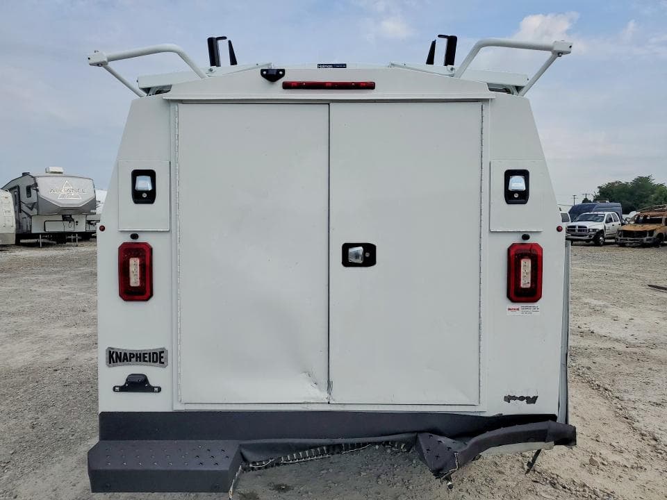 2025 GMC SAVANA CUTAWAY G3500 6