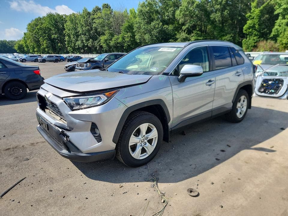 2019 TOYOTA RAV4 XLE - 1