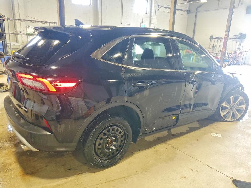 2024 FORD ESCAPE PLATINUM 3