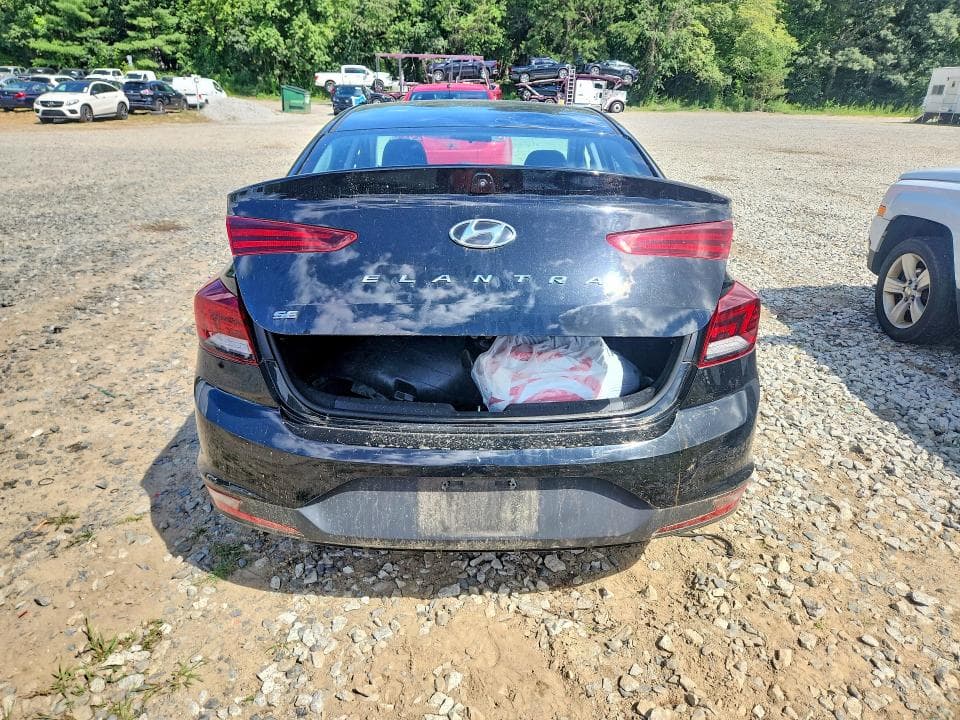 2019 HYUNDAI ELANTRA SE 6