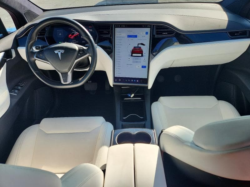 2019 TESLA MODEL X 8