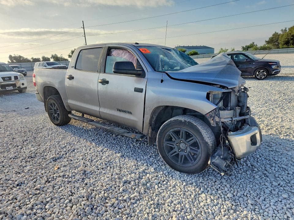 2019 TOYOTA TUNDRA CREWMAX SR5 4
