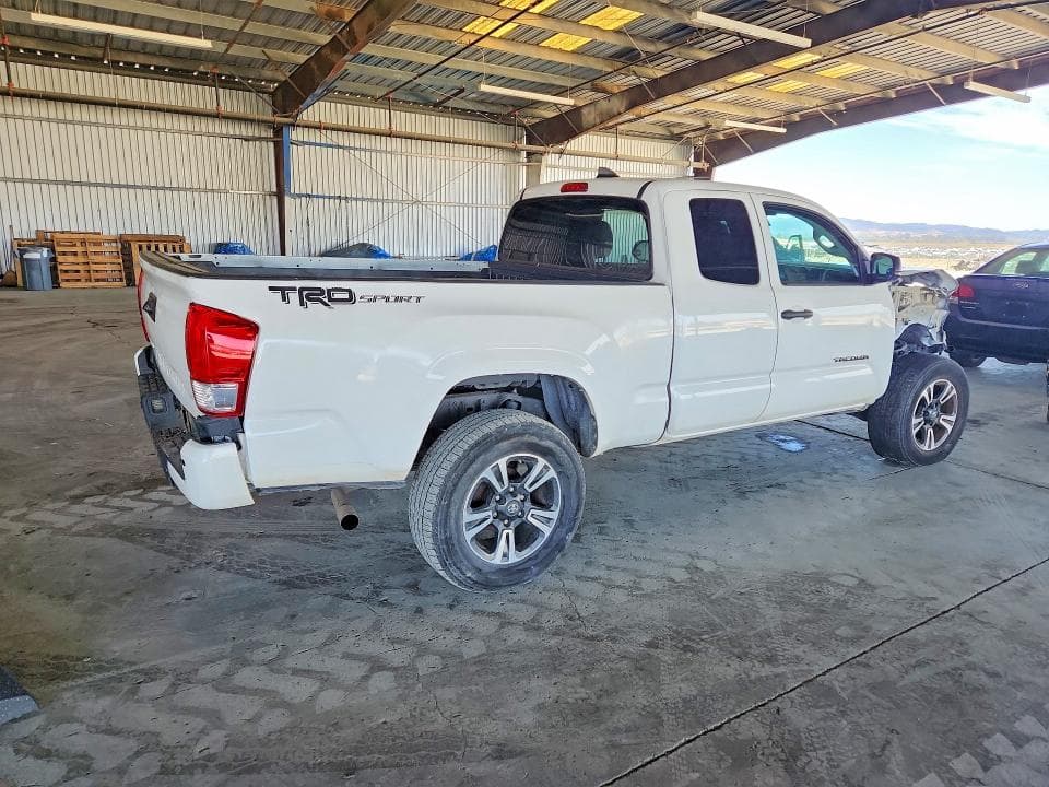 2019 TOYOTA TACOMA SR 3