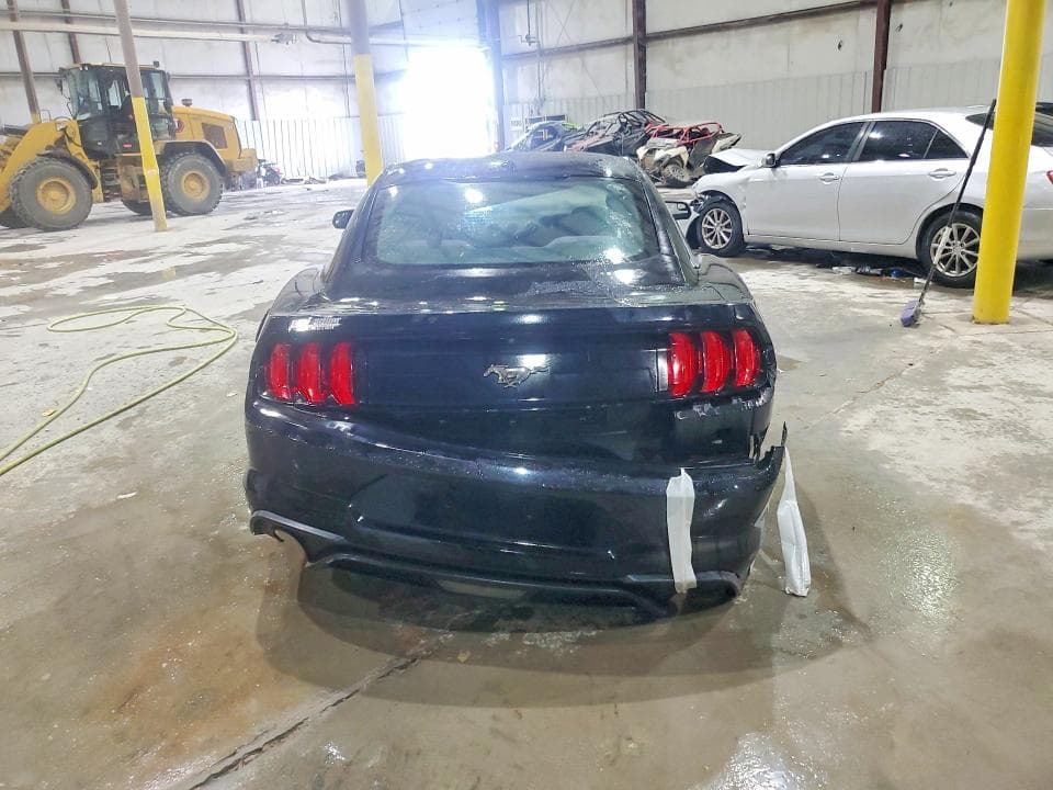 2019 FORD MUSTANG 6