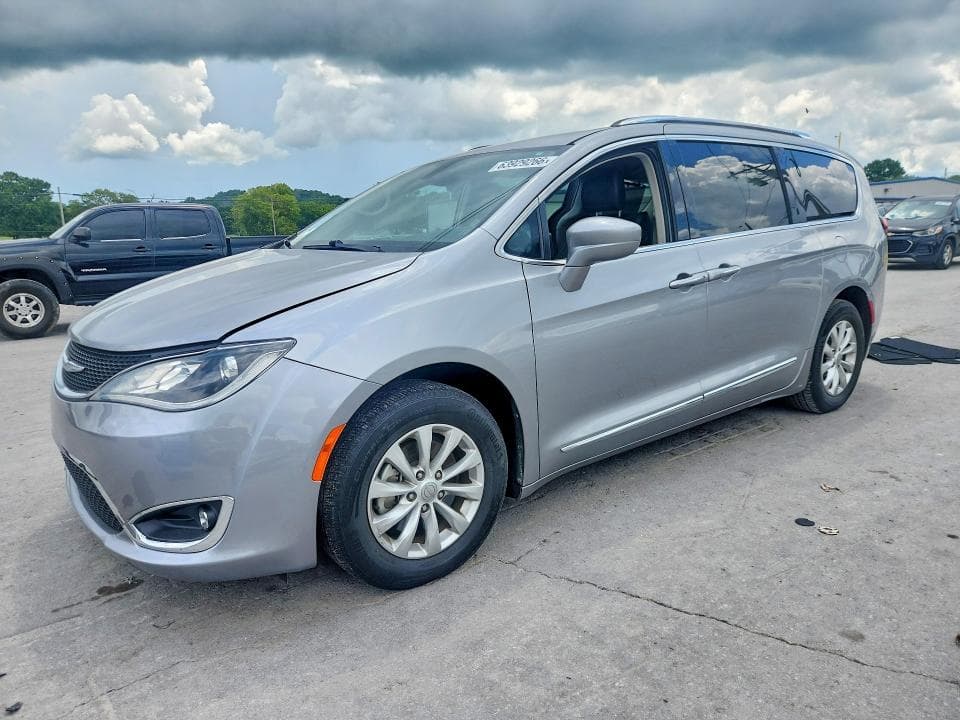 2019 CHRYSLER PACIFICA TOURING L - 1