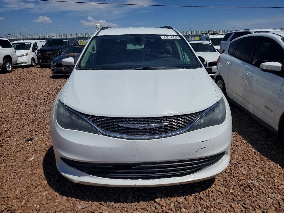 2020 CHRYSLER VOYAGER LXI 5