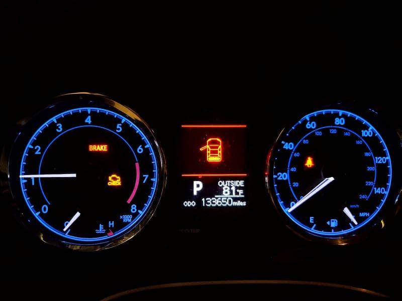 2017 TOYOTA COROLLA LE 9