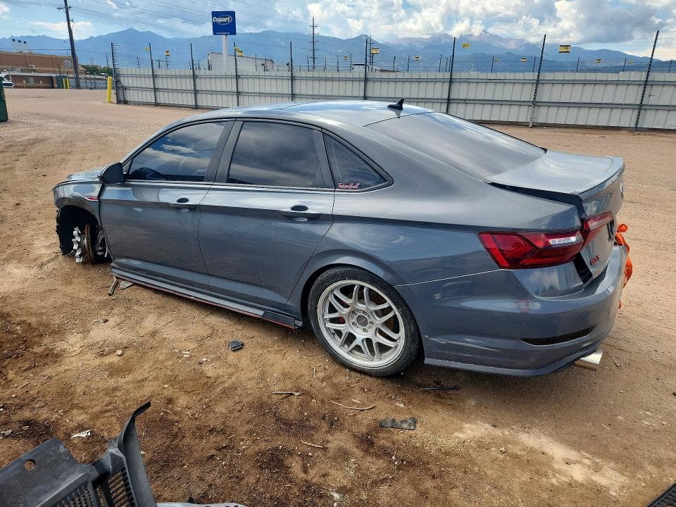 2021 VOLKSWAGEN JETTA GLI 2