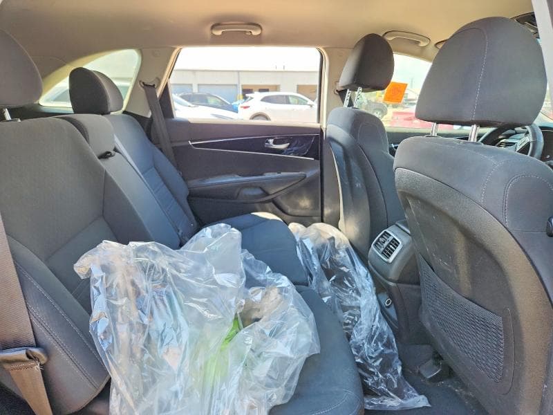 2019 KIA SORENTO L 10