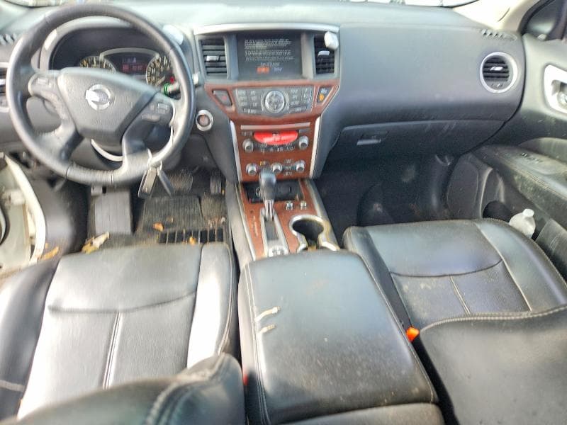 2017 NISSAN PATHFINDER PLATINUM 8