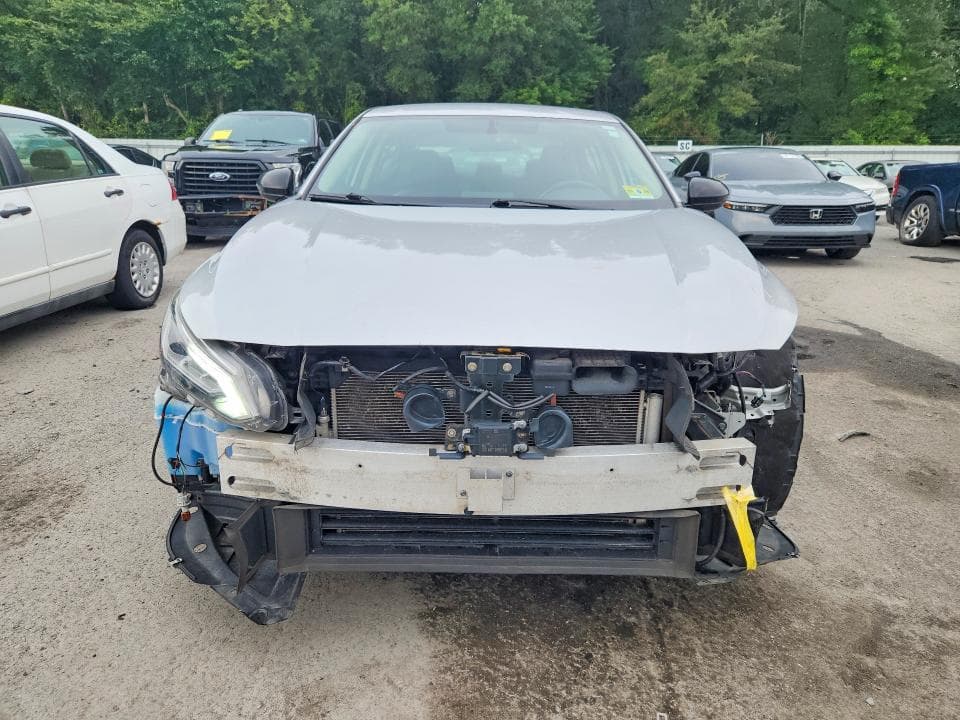 2019 NISSAN ALTIMA SR 5