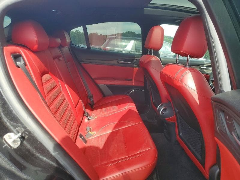 2018 ALFA ROMEO STELVIO TI SPORT 11