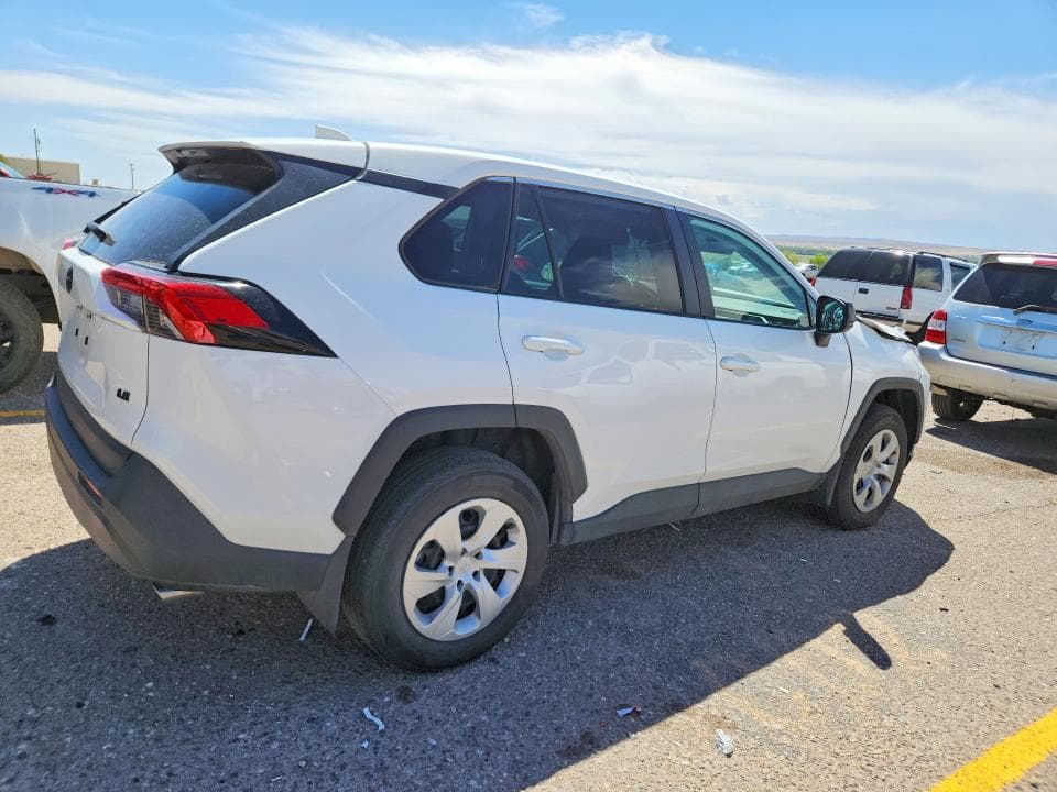 2025 TOYOTA RAV4 LE 3