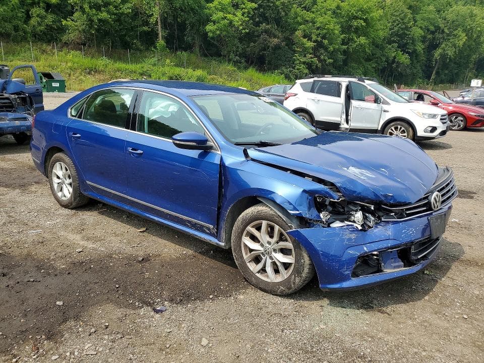 2017 VOLKSWAGEN PASSAT S 4