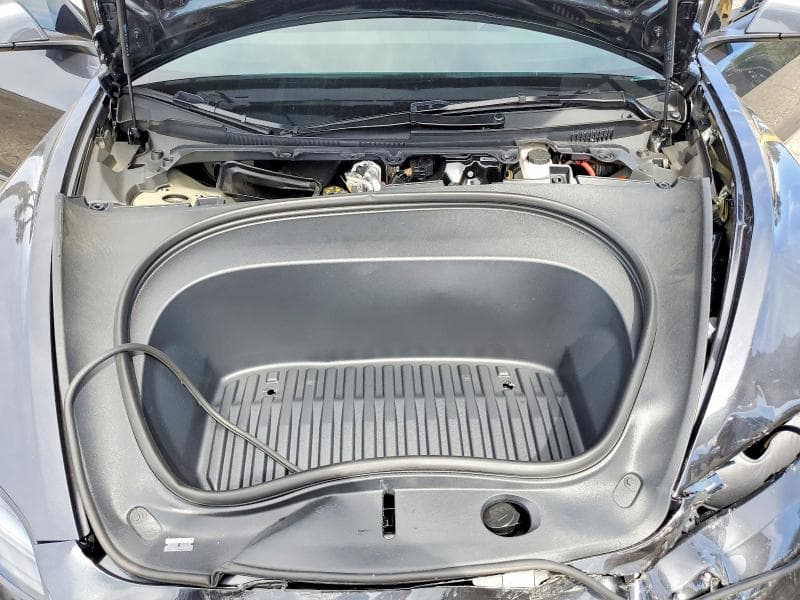 2026 TESLA MODEL 3 11