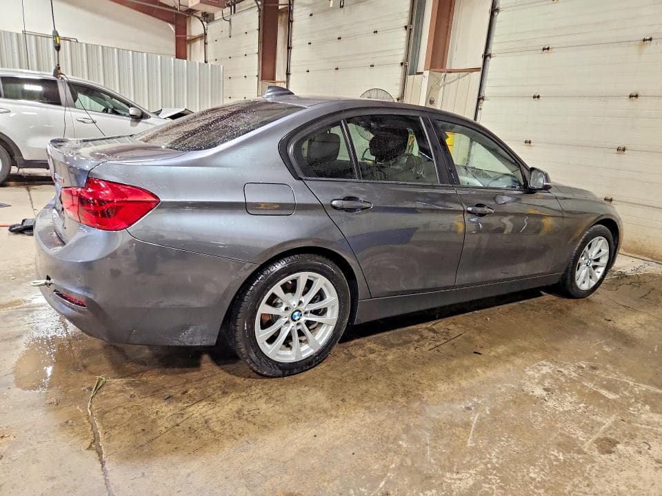 2018 BMW 320 XI 3