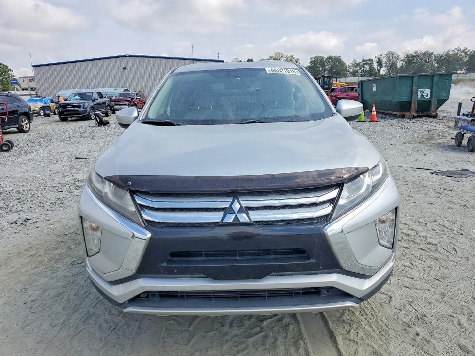 2018 MITSUBISHI ECLIPSE CROSS SE 5