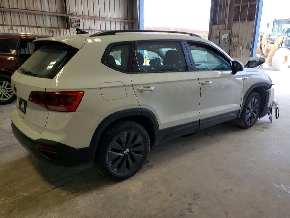 2022 VOLKSWAGEN TAOS S 3