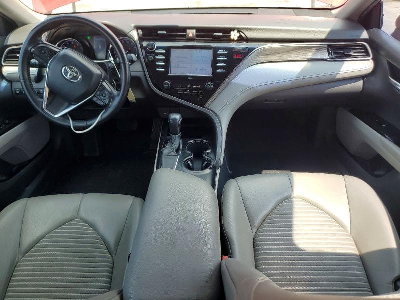 2020 TOYOTA CAMRY SE 8