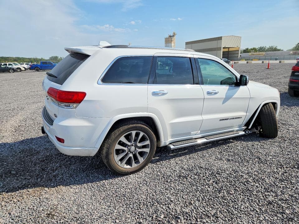 2017 JEEP GRAND CHEROKEE OVERLAND 3