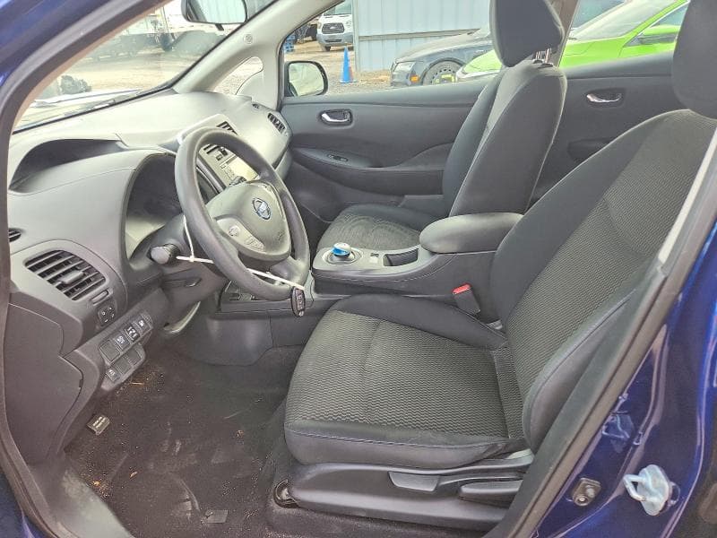 2017 NISSAN LEAF S 7