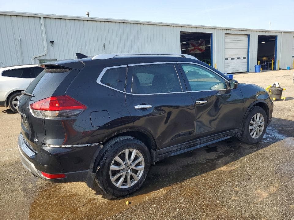 2018 NISSAN ROGUE SV 3